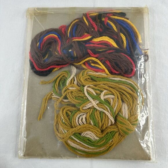 Hobbycraft Gallery of Stitches Crewel Embroidery Kit 5002 Boston Tea Party 12x14 - Picture 6 of 6